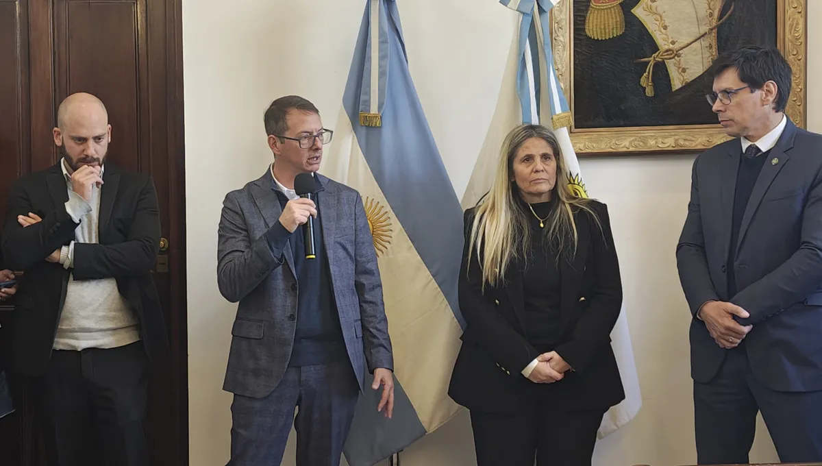 implementacion electronica del sistema integrado de informacion financiera: presentaron proyectos