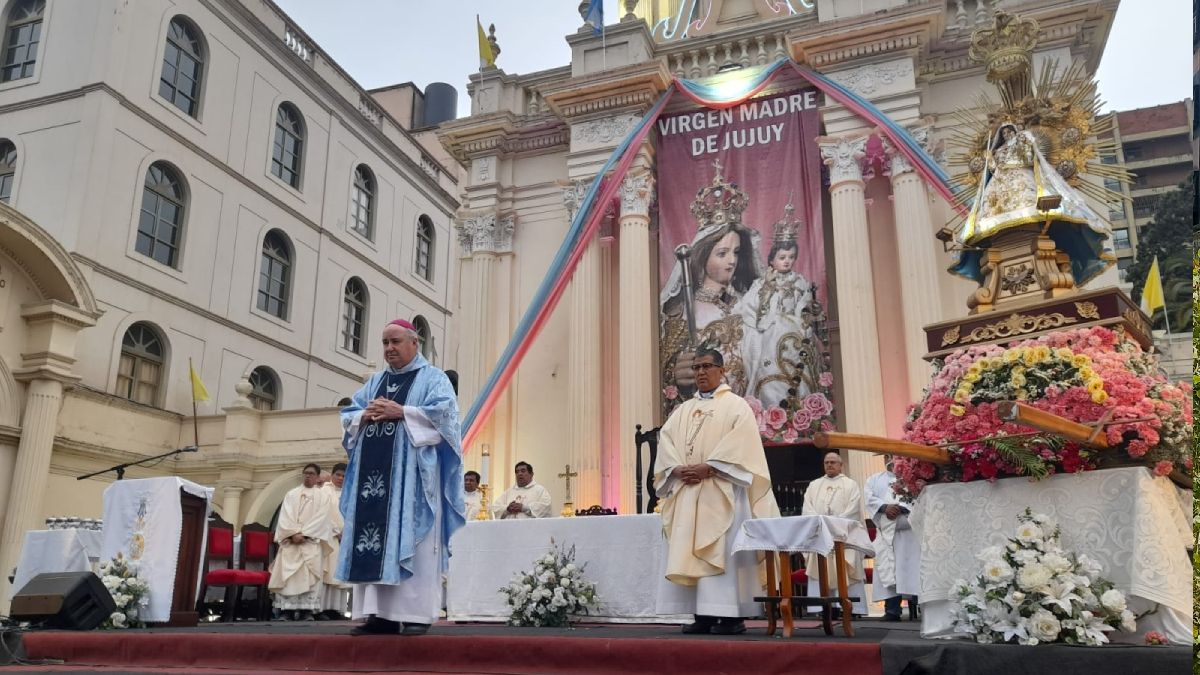 Jujuyhonró a la Virgen de Río Blanco