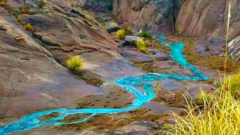 Río Aguada del Cobre, Catamarca y Tucumán.