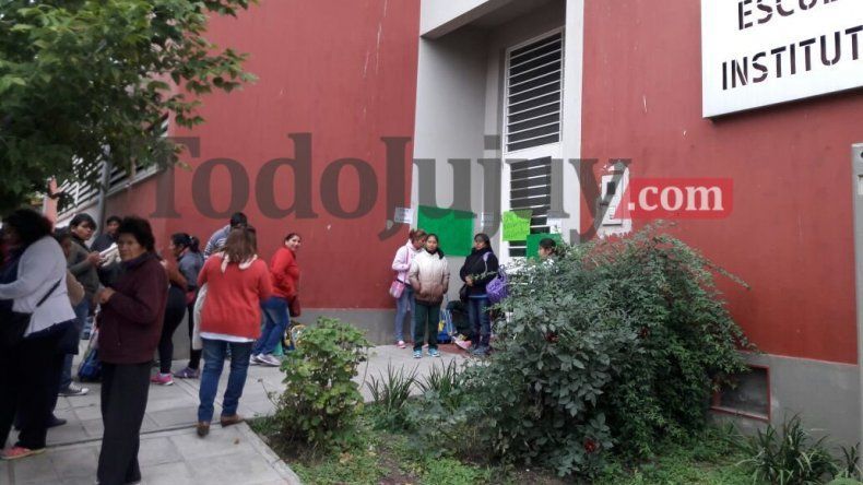 Según el ministerio, las escuelas Keller y Guerra podrán funcionar juntas