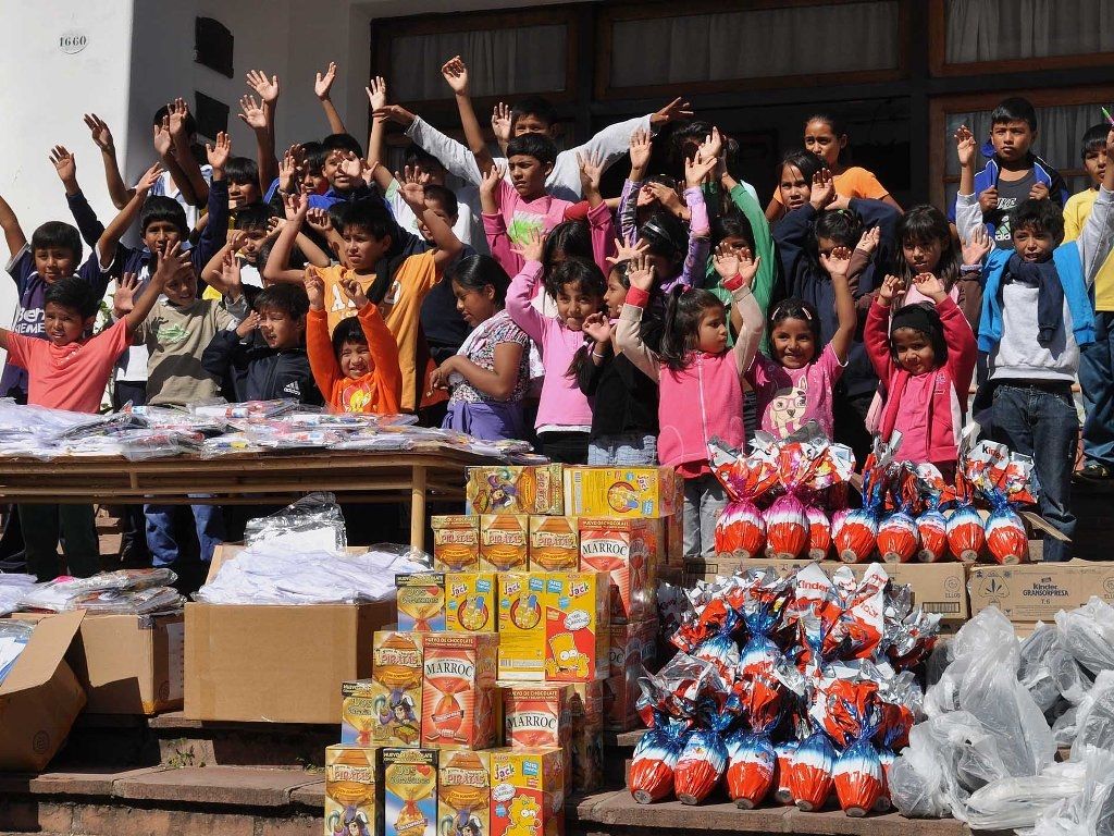 Niños recibieron donaciones