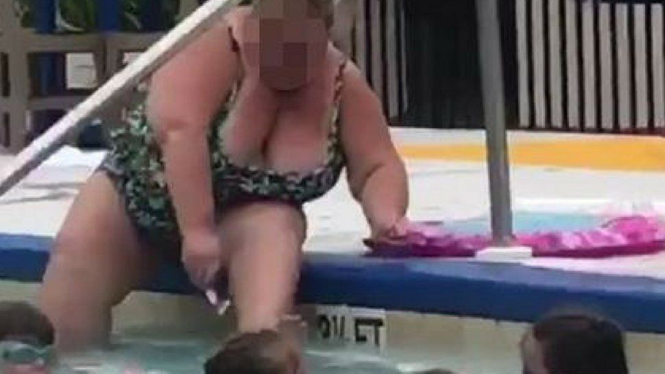 Mujer se afeita en la pileta llena de niños de un hotel de Miami y provocó indignación