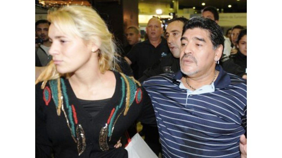 Oliva cada vez más compli