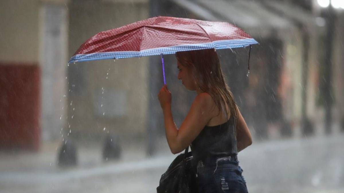 RIge alerta por tormentas y por calor extremo