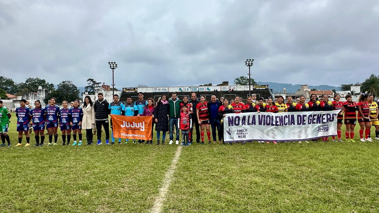 Copa Federal de fútbol femenino.