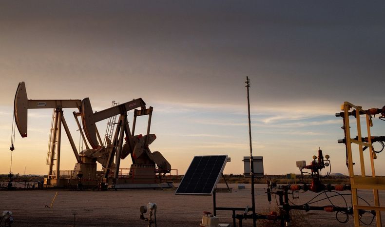 Petróleo en alza y mercados en alerta por la escalada entre EE.UU. e Irán 3 el precio del petroleo volvio subir y el barril cruzo los usd 110 dolares - 2