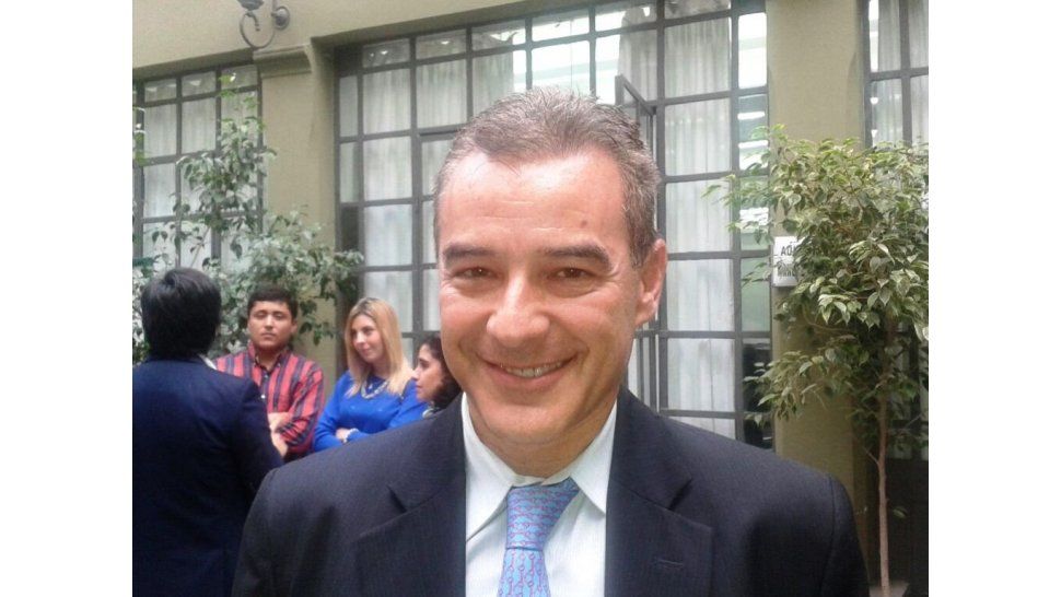 Dr. Julio Armando Grisolía
