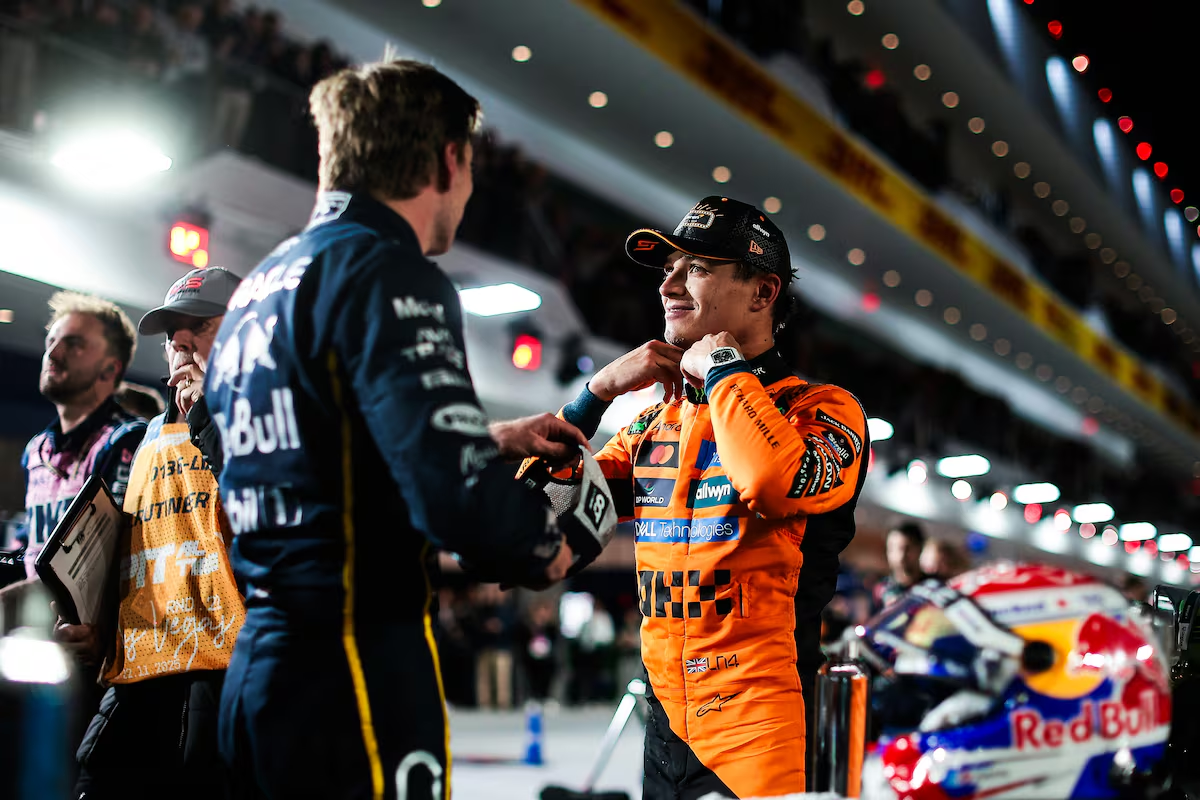 Lando Norris&nbsp;y&nbsp;Oscar Piastri&nbsp;fueron descalificados por una infracción técnica en sus monoplazas tras el Gran Premio de Las Vegas y la lucha por el título de la Fórmula 1 está que arde