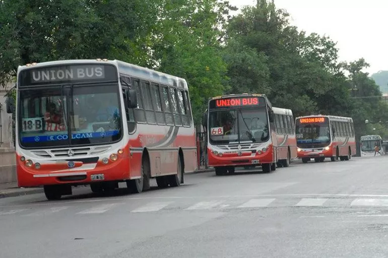 Horarios de circulaci&oacute;n de colectivos en San Salvador de Jujuy por A&ntilde;o Nuevo