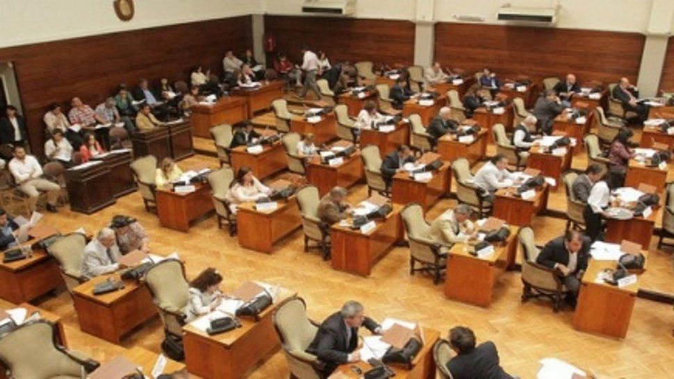 pase a planta permanente: la legislatura lo tratara esta semana