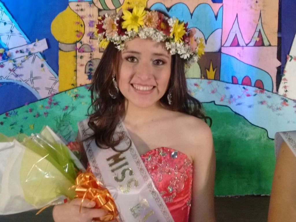 Adriana Amayer - Miss elegancia