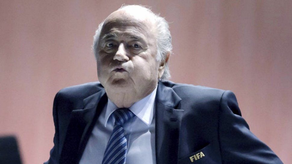 El expresidente de la FIFA Joseph Blatter, internado con estado reservado