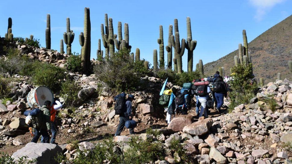 tunalito: un joven cayo casi 10 metros, se quebro una pierna y fue rescatado