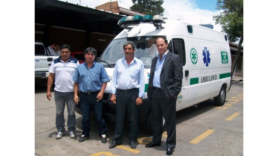 Entrega de ambulancia