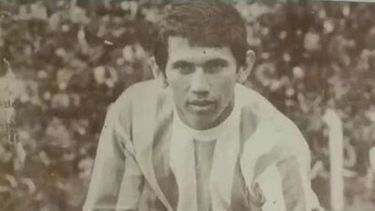 Hoy 27 de julio del 2022, fallece Daniel Quevedo, delantero que pasó por Gimnasia de Jujuy en los años 70.&nbsp;