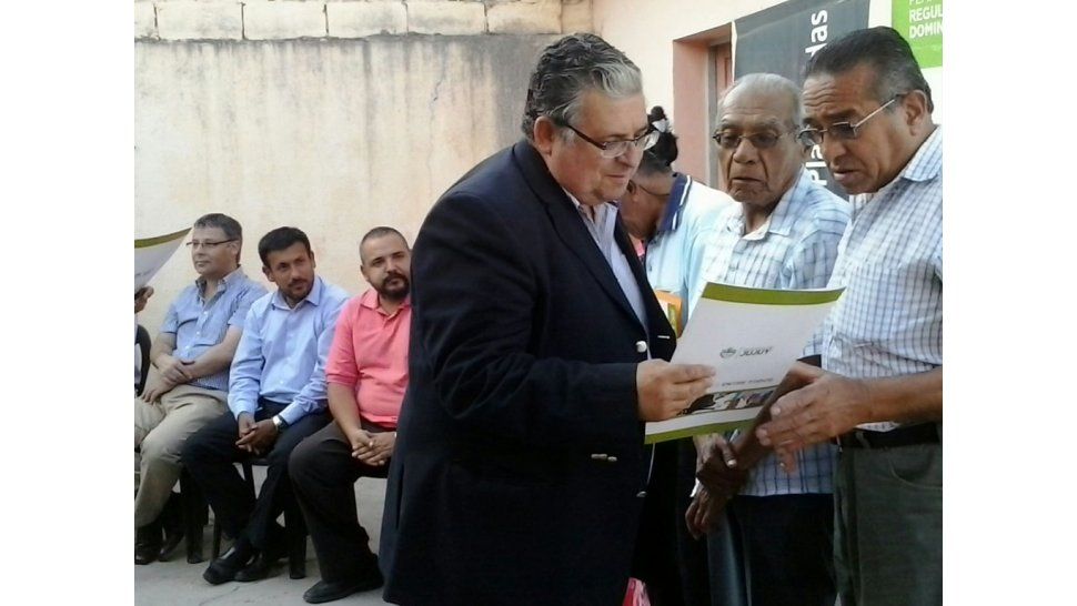 Entrega de escrituras