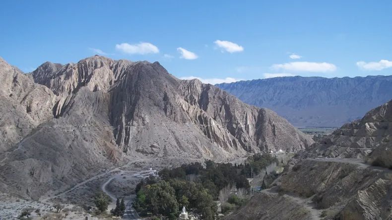 Este destino de San Juan entre las montañas es una escapada perfecta para hacer en mayo.