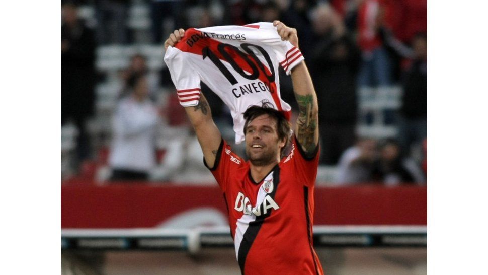 Cavenaghi  100 goles