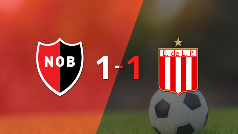 Newell`s logró un agónico empate ante Estudiantes