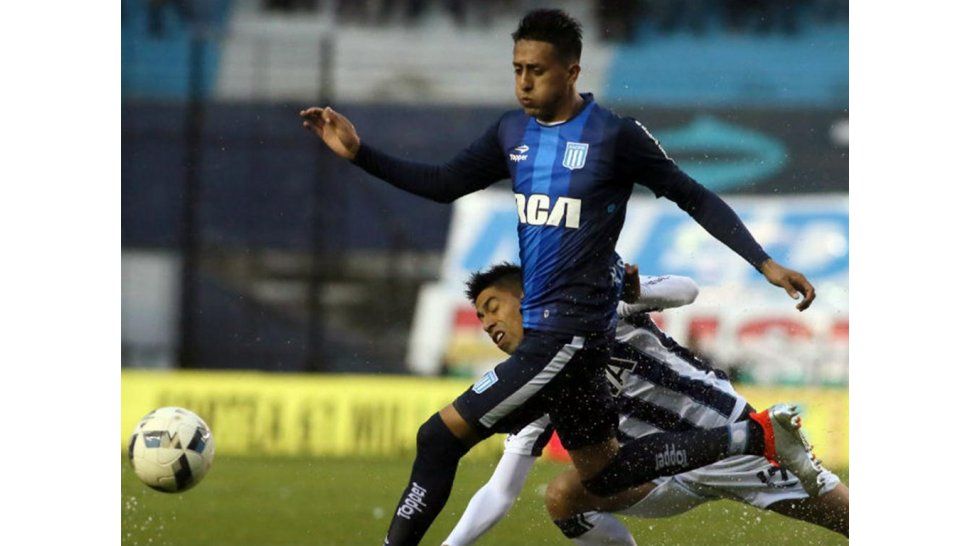 Racing no pudo con la T