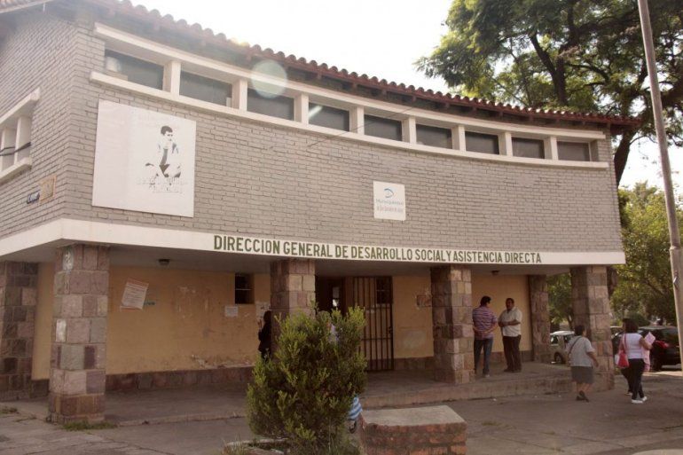 Dirección de Asistencia Directa (Baños Públicos).