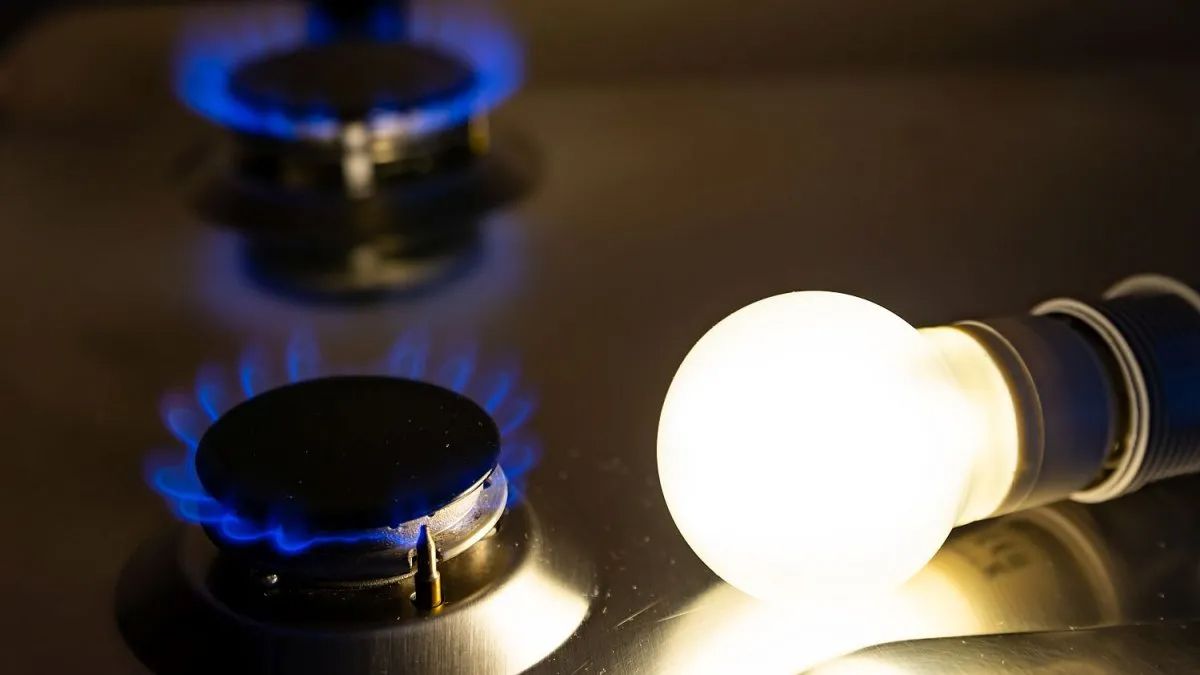 El Gobierno definió los aumentos para las tarifas de luz y gas en agosto. &nbsp;