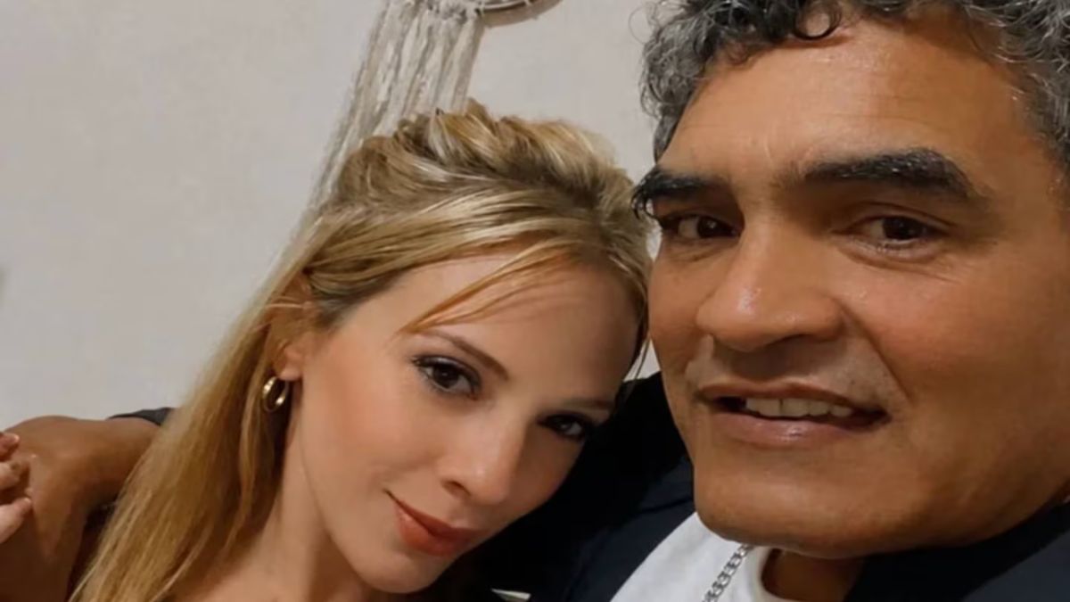 Roña Castro estaba en pareja con una joven conductora.&nbsp;