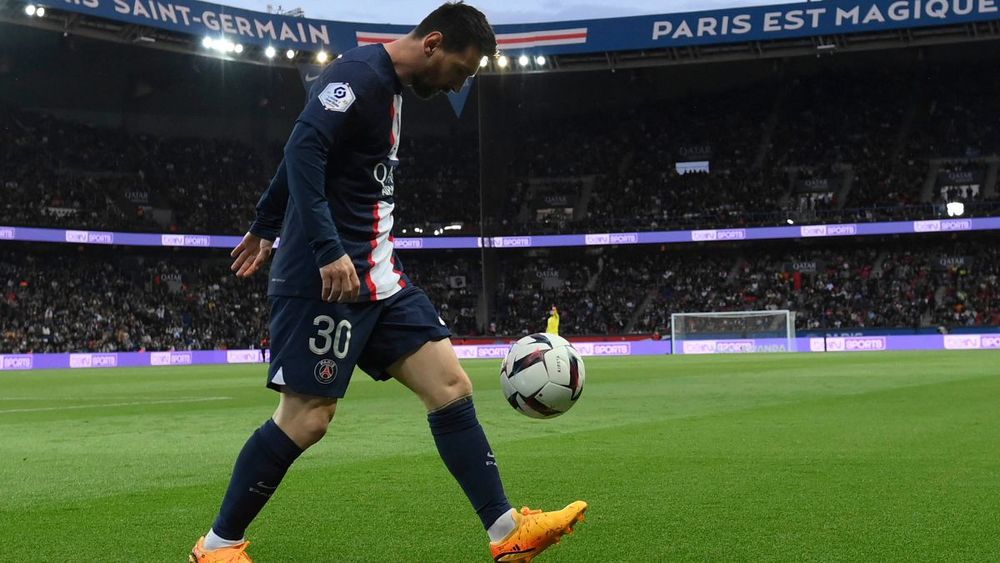 El PSG le redujo la sanción al Lionel Messi y volvió en la goleada 5 a 0 contra el Ajaccio. Sin embargo, los hinchas parisinos silbaron a la pulga una vez más.