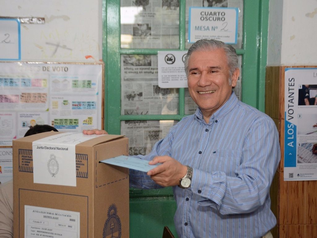 Walter Barrionuevo emitió su voto