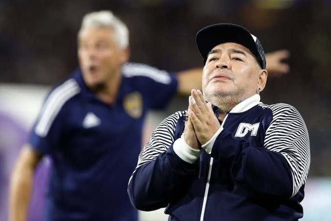 Maradona no comió ni salió de su habitación antes de morir: el relato de un testigo clave.&nbsp;