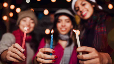 Horóscopo: qué color de velas hay que encender en Navidad para que tu deseo se cumpla según tu signo.&nbsp;