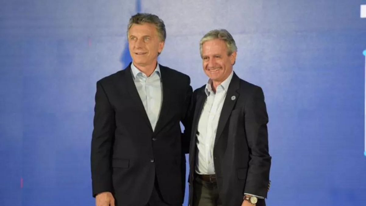 El ex presidente del club acompaña al candidato Andrés Ibarra y formaría parte de la lista opositora que competirá a fin de año contra la actual conducción.