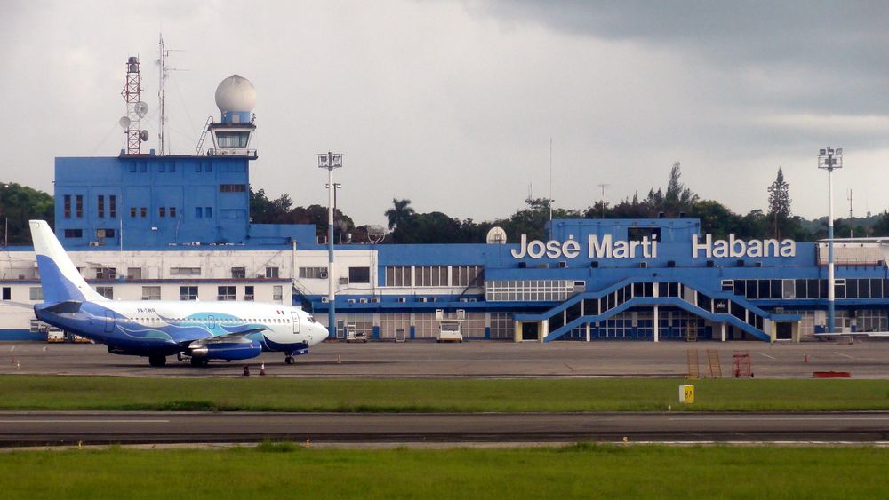 Un avión de pasajeros se estrelló en Cuba