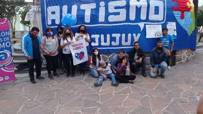 Banderazo en Jujuy por la ley de autismo (Foto ilustrativa)