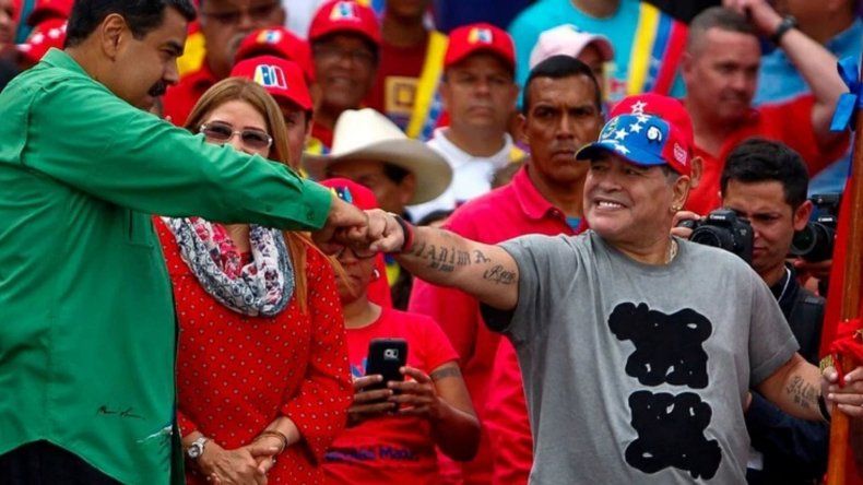 Maradona respaldó a Nicolás Maduro: Se acabó la farsa de Guaidó. Todo fue un show