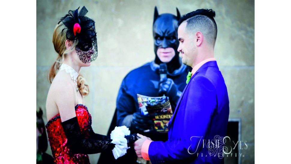 El novio, la novia y el juez