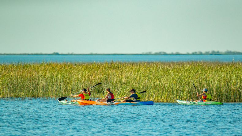Paseo en kayak, Colonia Carlos Pellegrini - Corrientes  