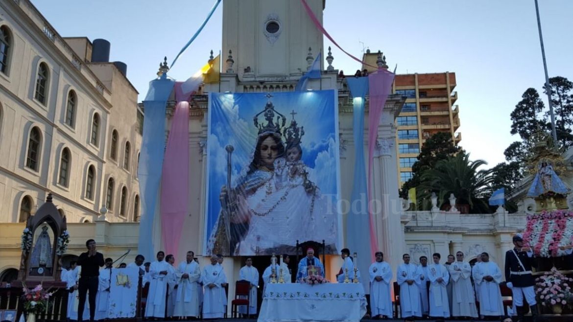 Todo Jujuy | Procesion Rio Blanco (2).jpg
