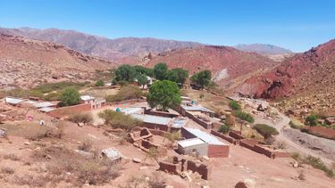 Las casas de algunas de las familias que viven en la localidad de la Puna jujeña. Las casas de algunas de las familias que viven en la localidad de la Puna jujeña.