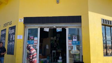 Palpalá: robaron máquinas en un corralón por un valor de 600 mil pesos a plena luz del día Palpalá: robaron máquinas en un corralón por un valor de 600 mil pesos a plena luz del día