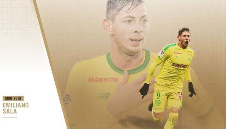 Emiliano Sala homenaje FIFA y PES