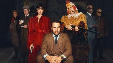 Theo James encarna al protagonista de esta historia.