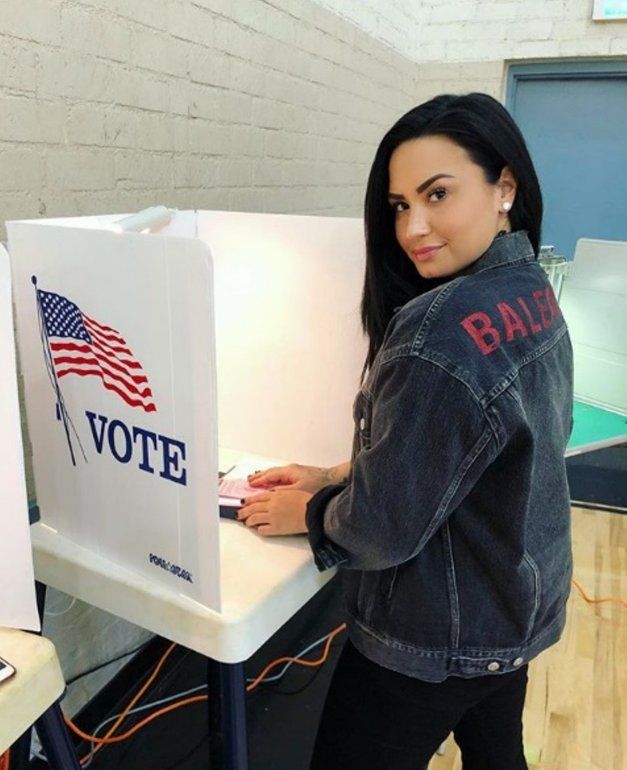 demi.jpg