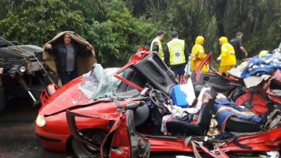 Brasil: 3 argentinos murieron aplastados por un container