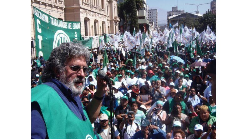 Nando Acosta