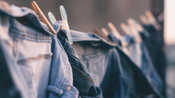 Fin del misterio, cómo lavar tus jeans para que duren mucho tiempo