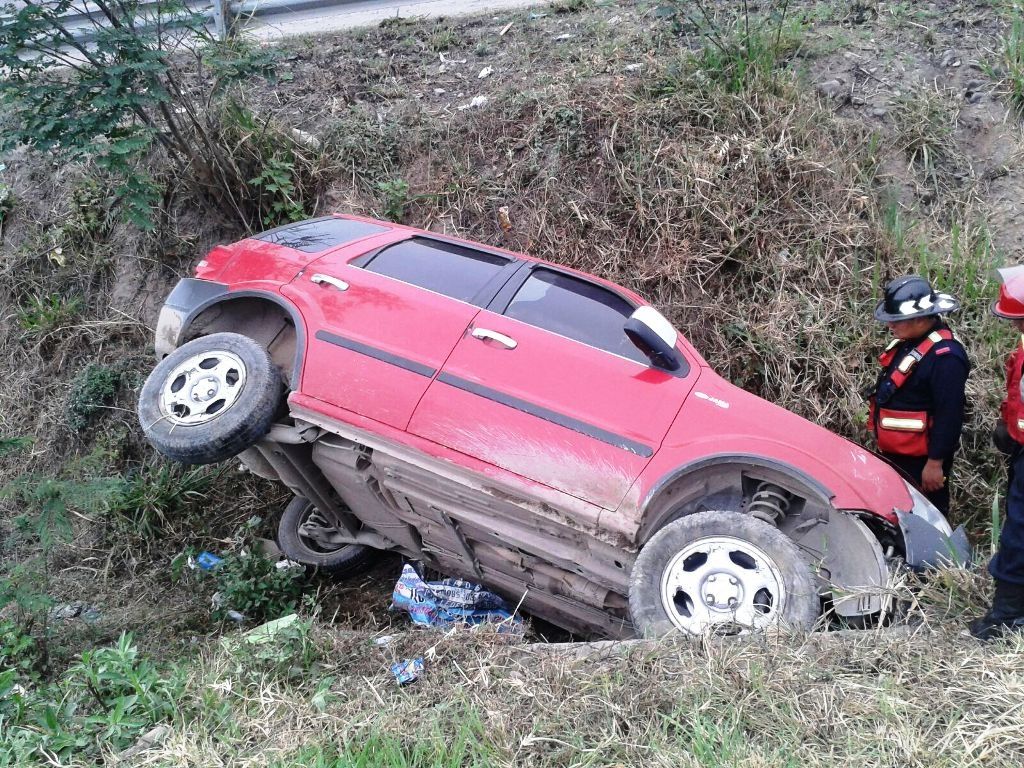 Eco Sport en la banquina