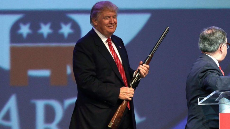 EEUU: docente responde a la estúpida idea del presidente Trump