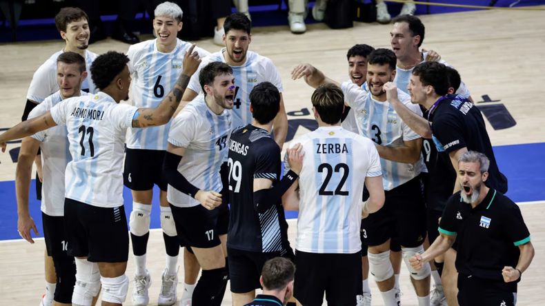 Argentina eliminó al último bicampeón olímpico.