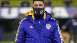 Sebastián Battaglia arregló su continuidad con Juan Román Riquelme.